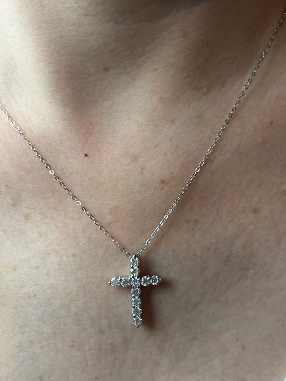 BRAND NEW 1.1 ct sterling silver moissanite cross necklace - Picture 9 of 9